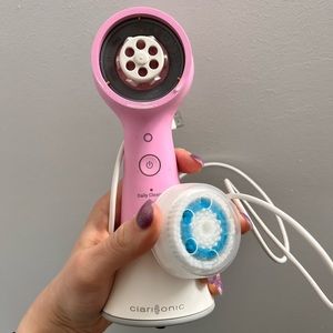 Mia Smart Clarisonic
